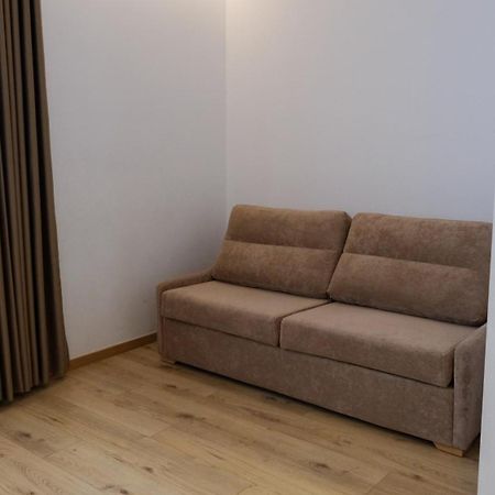 Sibb Hotel Tirana Zewnętrze zdjęcie