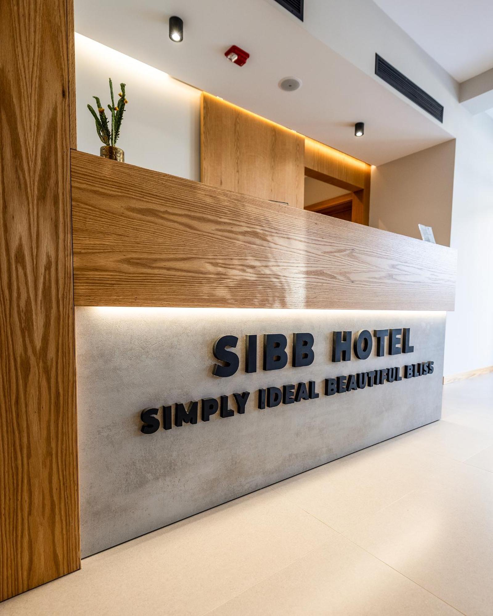 Sibb Hotel Tirana Zewnętrze zdjęcie