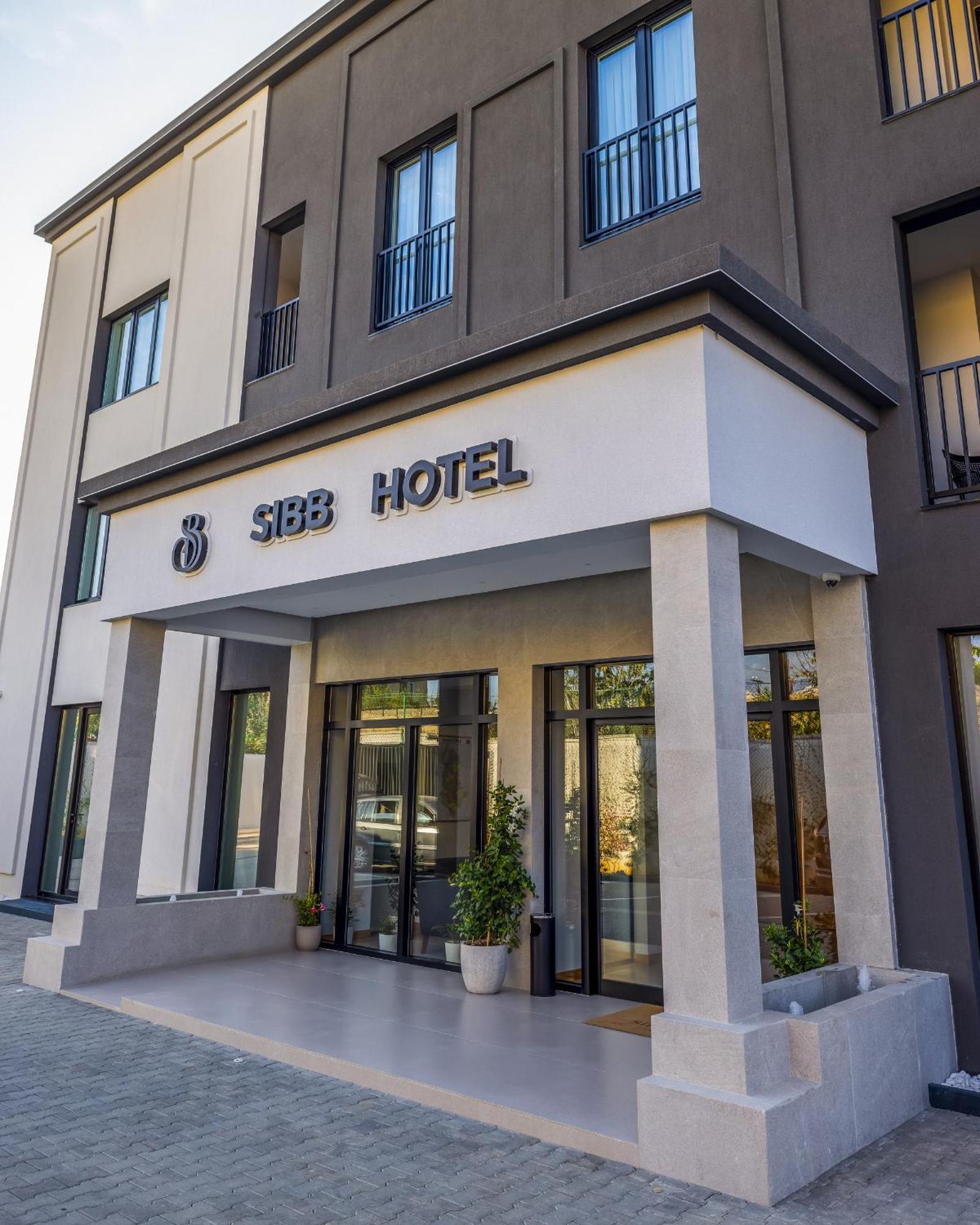 Sibb Hotel Tirana Zewnętrze zdjęcie