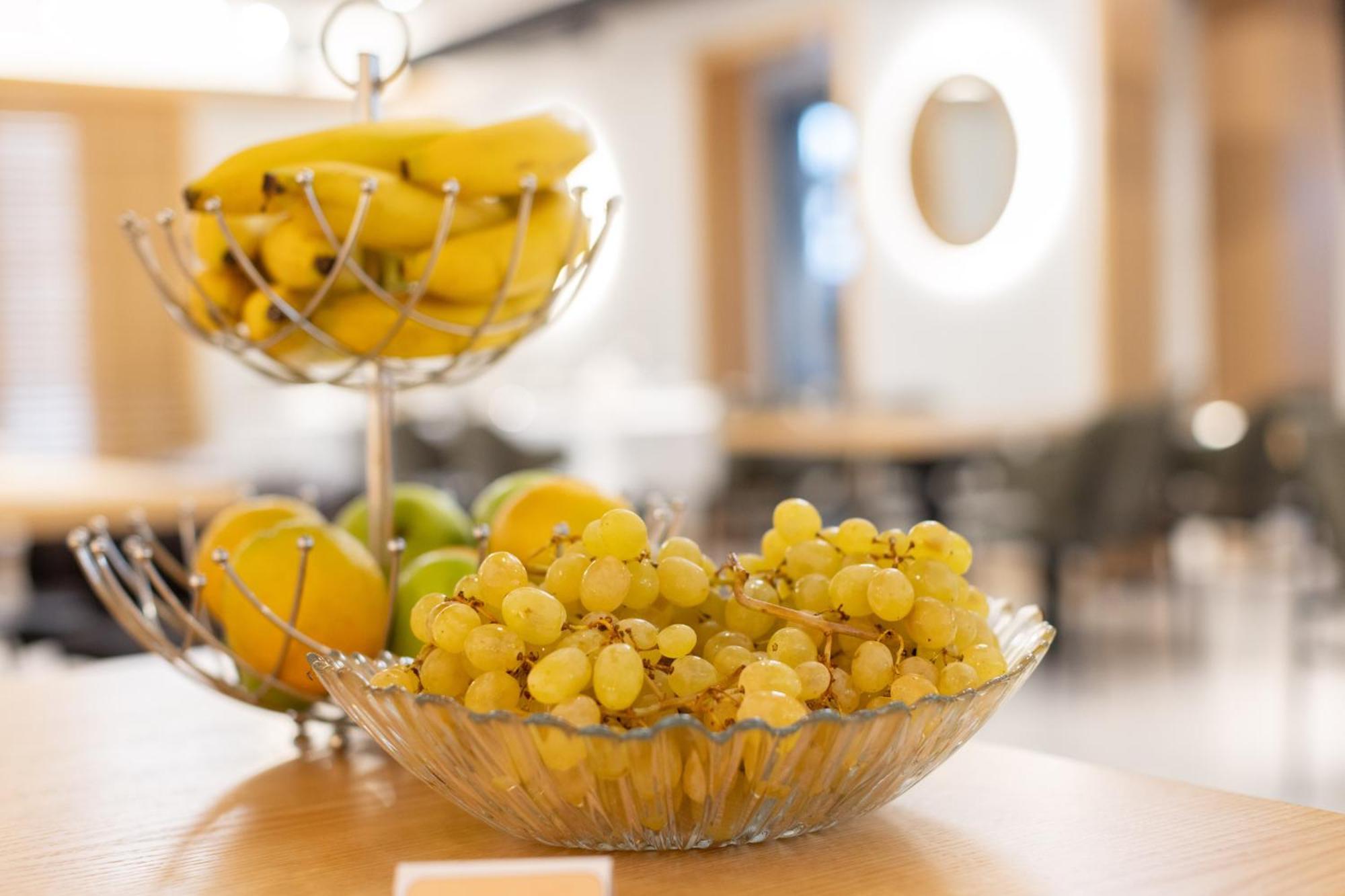 Sibb Hotel Tirana Zewnętrze zdjęcie