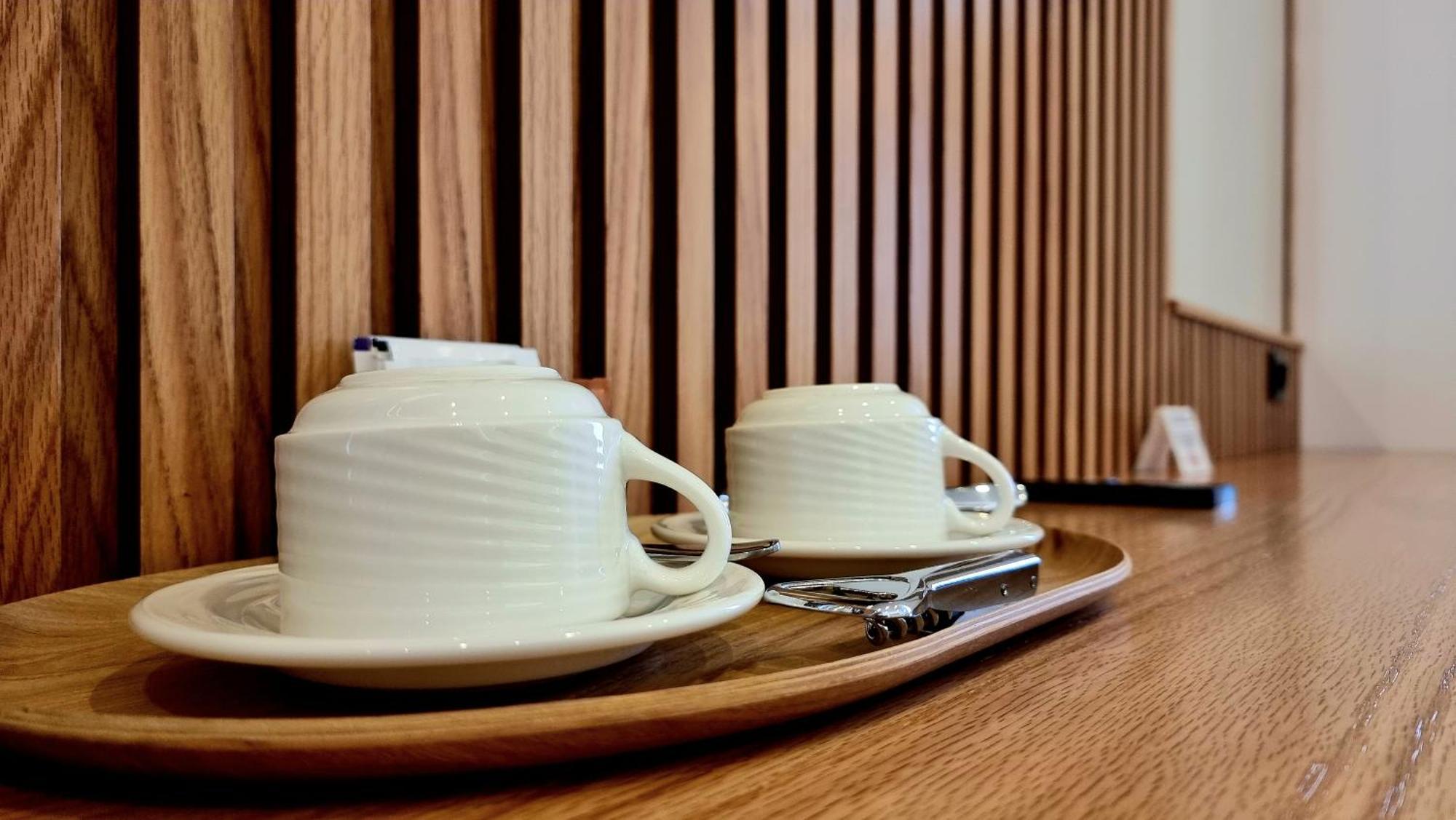 Sibb Hotel Tirana Zewnętrze zdjęcie