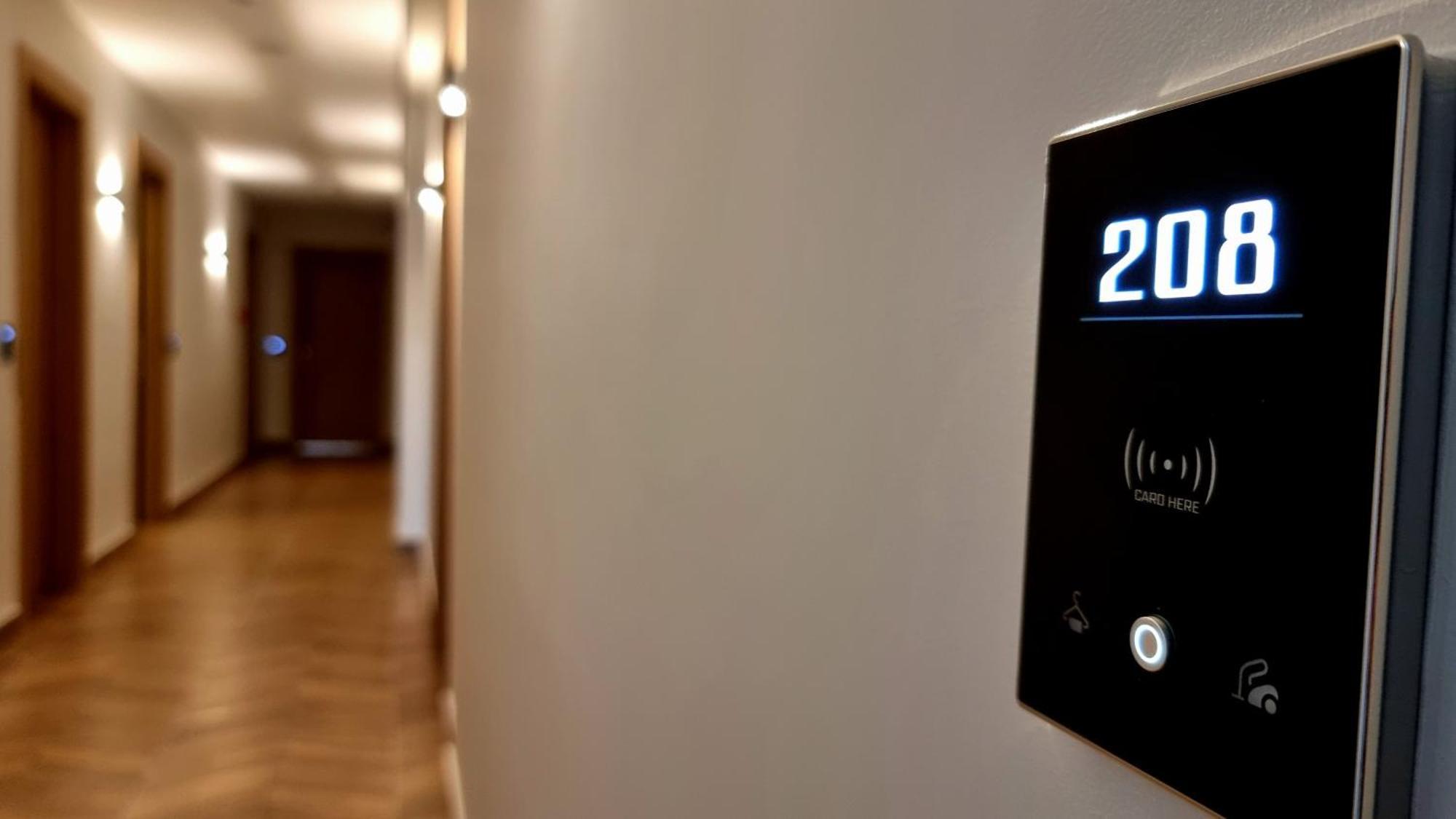 Sibb Hotel Tirana Zewnętrze zdjęcie